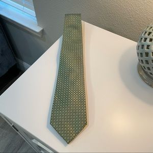 BriO Men’s Green Dotted Neck Tie